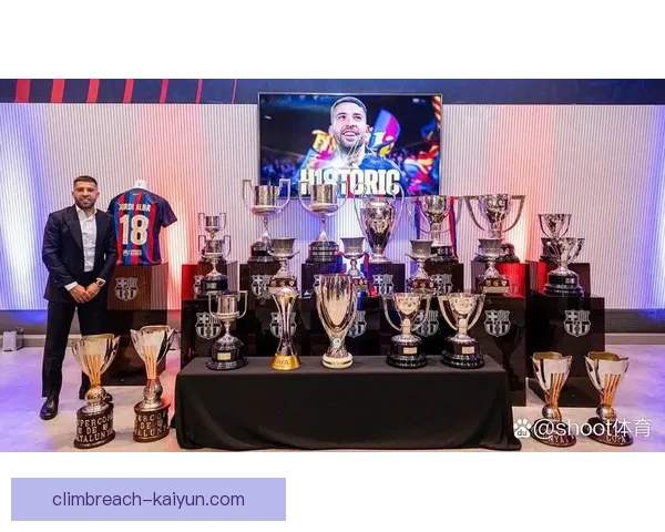 阿尔巴巴萨告别后展望新篇章，状态备受关注