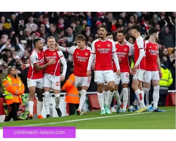 英超西汉姆新球场投入使用，球队主场环境显著提升