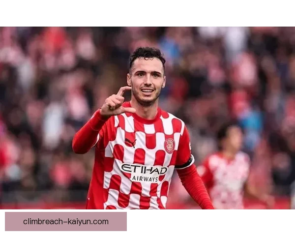 西甲赫罗纳点球英雄状态回暖，表现值得关注