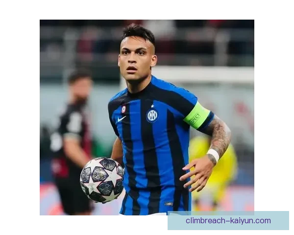 足球新星评分持续提升，备受关注的年轻球员表现亮眼